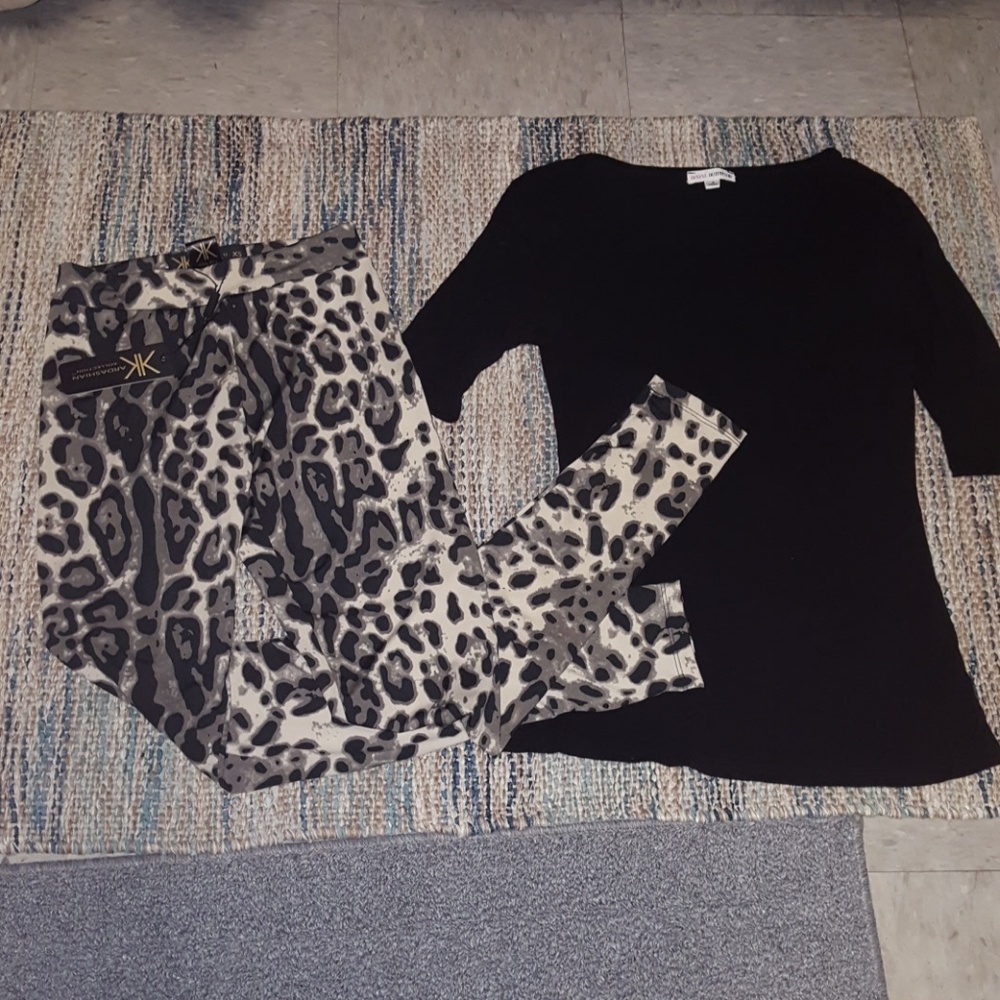 KardashianKollection Leggings & black Shirt